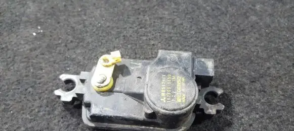 Mitsubishi Eclipse Central locking motor MB517611 1528005650