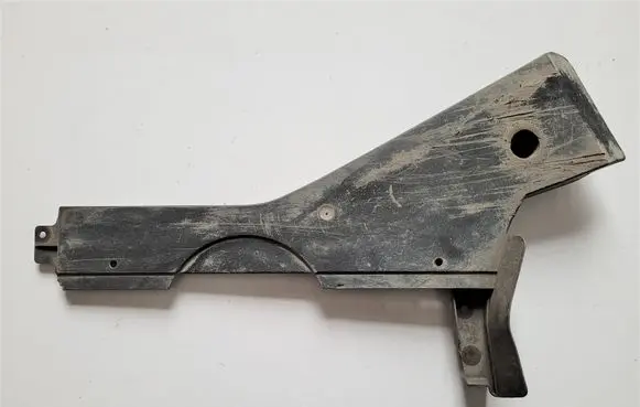 BMW 7 F01 F02 F03 F04 Fuel tank bottom protection 51757185136 7185136