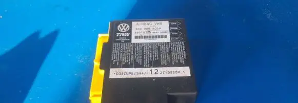 Volkswagen PASSAT B6 Airbag control unit/module 3c0909605P