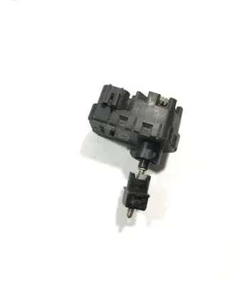Toyota Land Cruiser (J120) Headlight level adjustment motor 