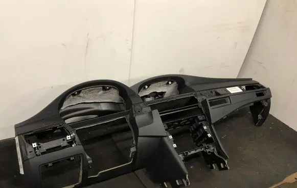 BMW 5 E60 E61 Dashboard 7138510 52758211