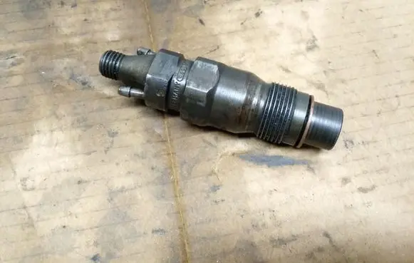 BMW 5 E39 Fuel injector KCA30S50