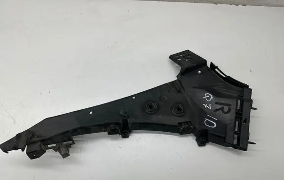 Audi Q7 4L Front bumper mounting bracket 4L0807284B