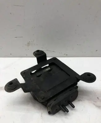 Volkswagen Golf V Valve vacuum
