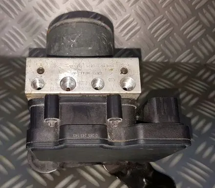 Jaguar XE ABS Pump GX7314F447AF
