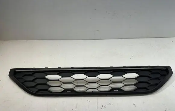 Volkswagen Taigo Front bumper lower grill 2G7853677