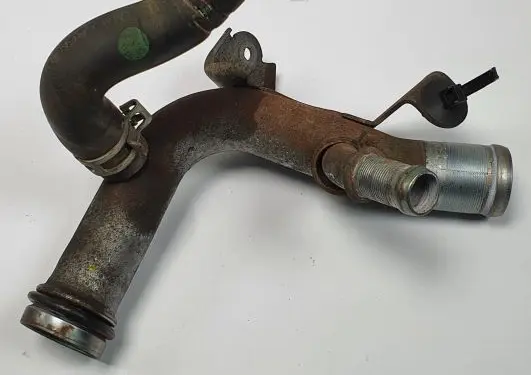 Renault Koleos I Engine coolant pipe/hose 8200801590
