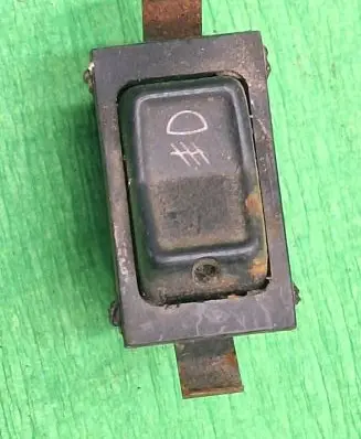 Volkswagen PASSAT B3 Fog light switch 321941535B
