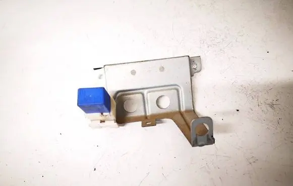Nissan X-Trail T30 Other relay 2523079915