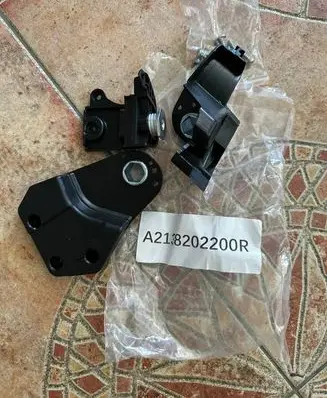Mercedes-Benz E W213 Headlight/headlamp mounting bracket A2138202200