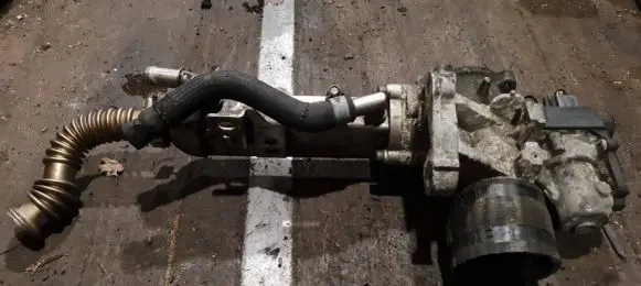 Volvo V50 EGR valve cooler 31219249