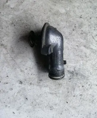 Thermostat/thermostat housing