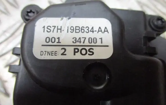 Ford Mondeo Mk III A/C air flow flap actuator/motor 1S7H-19B634-AA