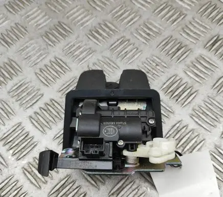 Volkswagen PASSAT B8 Tailgate/trunk/boot lock/catch/latch 5TA827505D 3G9827520B