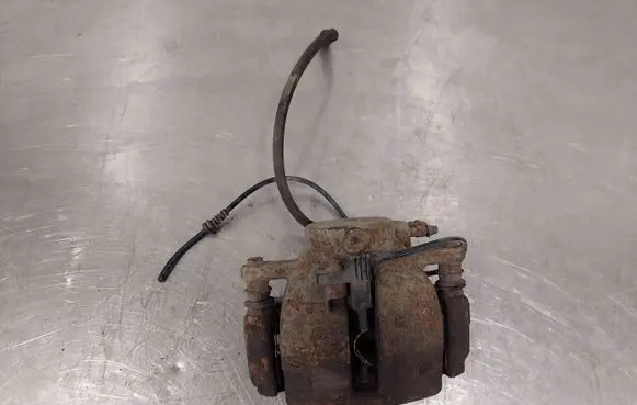 Mercedes-Benz B W245 Front brake caliper 9899B