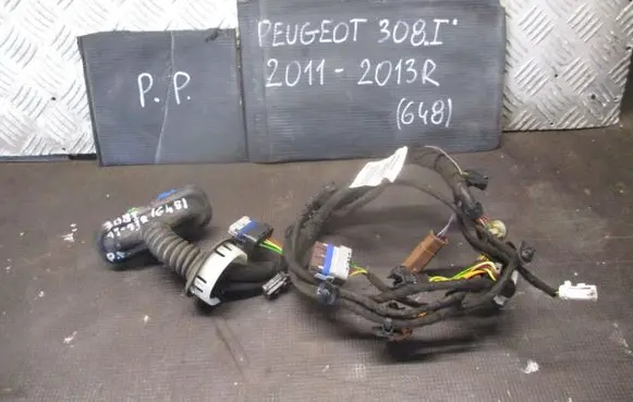 Peugeot 308 Front door wiring loom 9674789380