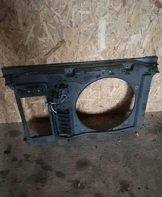 Citroen C4 I Picasso Radiator support slam panel