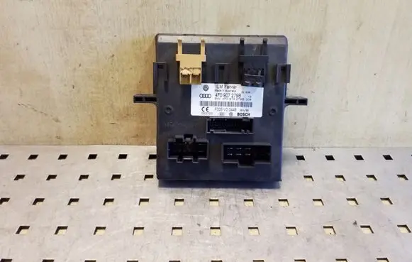 Audi A6 S6 C6 4F Light module LCM 4F0907279B 4F0910279B
