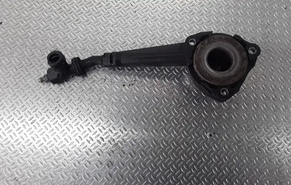 Clutch slave cylinder