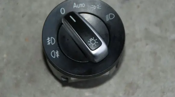 Volkswagen Tiguan Light switch 3C8941431A