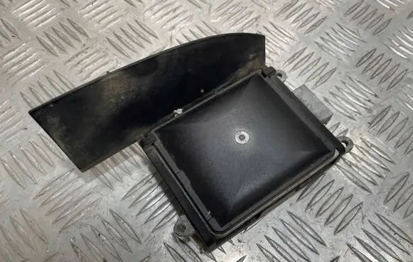 BMW 5 F10 F11 Blind spot module 6873340