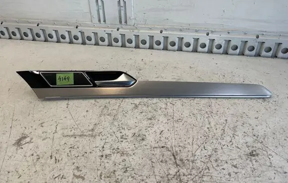 Volkswagen PASSAT B8 Front door trim bar 3G0867440A