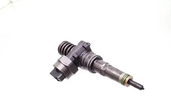 Volkswagen Sharan Fuel injector 038130073AC 0414720029