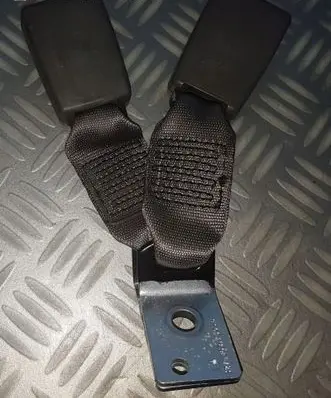 Jaguar XF X250 Middle seatbelt buckle (rear) 2R83F60045