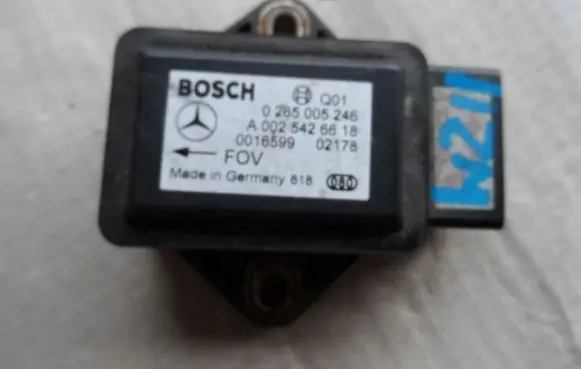 Mercedes-Benz E W211 ESP acceleration yaw rate sensor A0025426618
