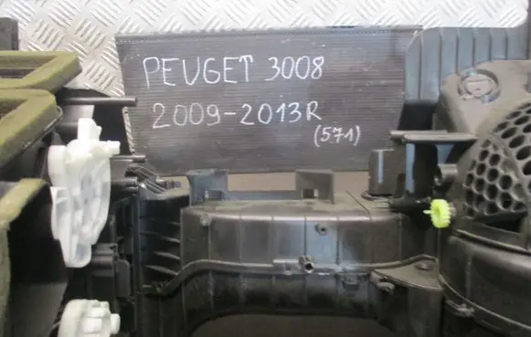 Peugeot 508 RXH Interior heater climate box assembly 9673831480