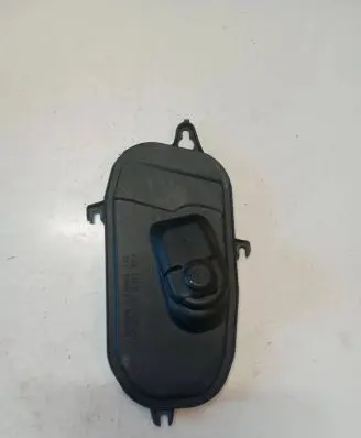Volvo V60 Headlight/headlamp dust cover 89502328