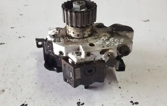 Audi A6 S6 C6 4F Fuel injection high pressure pump 059130755J
