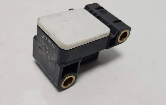 BMW 1 E82 E88 Acceleration sensor 6956485 1807066577 0285003901