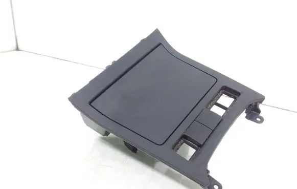 Volkswagen Golf VI Ashtray (front) 5K0863475A 5K0857961