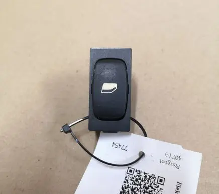 Peugeot 407 Electric window control switch 96360166XT