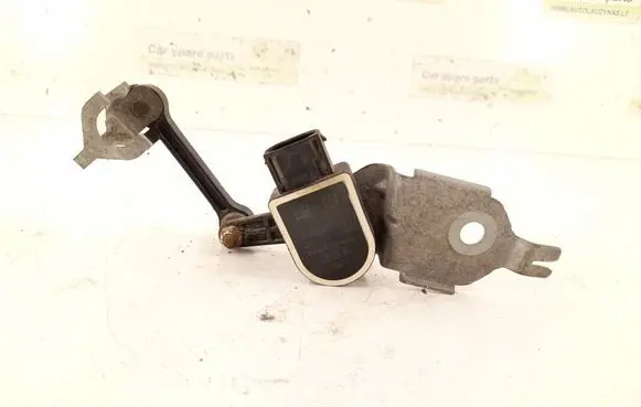 Mercedes-Benz GLC X253 C253 Air suspension front height level sensor 2139053302 0009053704