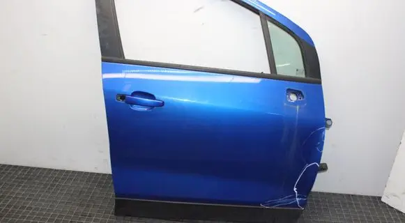 Opel Mokka Front door