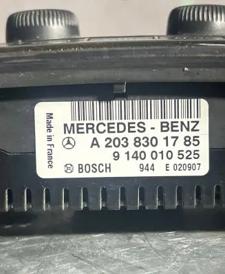 Mercedes-Benz C W203 Climate control unit A2038301785 9140010525