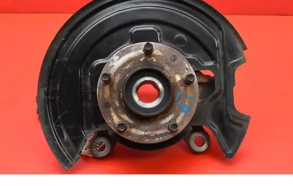Nissan Leaf I (ZE0) Front wheel hub spindle knuckle