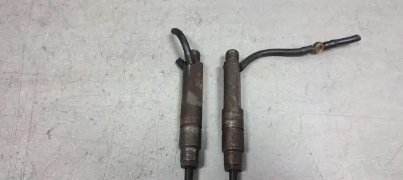 Volkswagen Sharan Fuel injector 028130201G