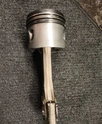 Volkswagen PASSAT B6 Piston with connecting rod 48R1 038J