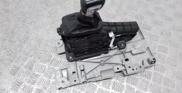 Volvo S90, V90 Gear shifter/selector 31437769 31389647