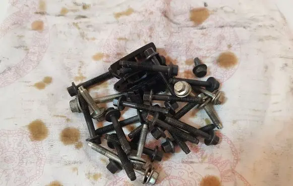 Ford Mustang VI Other cylinder head part 