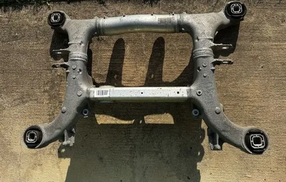 BMW 5 F10 F11 Rear subframe 6798545 HT6ZBF10 91255337