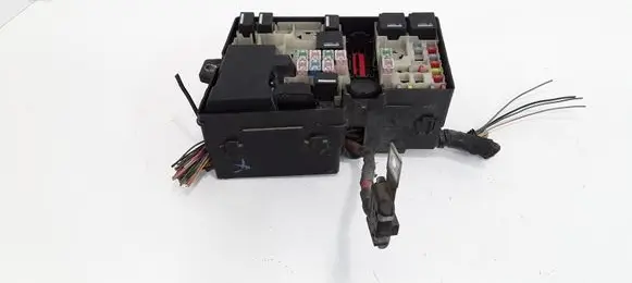 Volvo V50 Fuse module 30672955