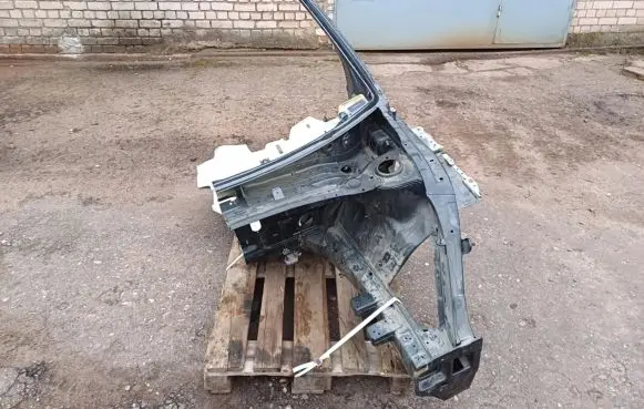 Front quarter panel