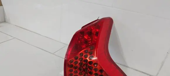 Peugeot 3008 I Rear/tail lights 9683460780