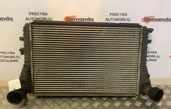 Volkswagen Golf V Intercooler radiator