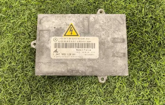 Mercedes-Benz S W221 Xenon control unit/module A2168203126 A2168200085 1307329118