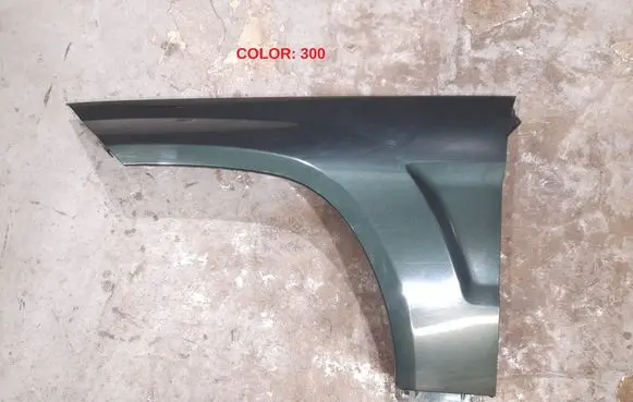 Mercedes-Benz GLK (X204) Fender 2048810701 2048800918
